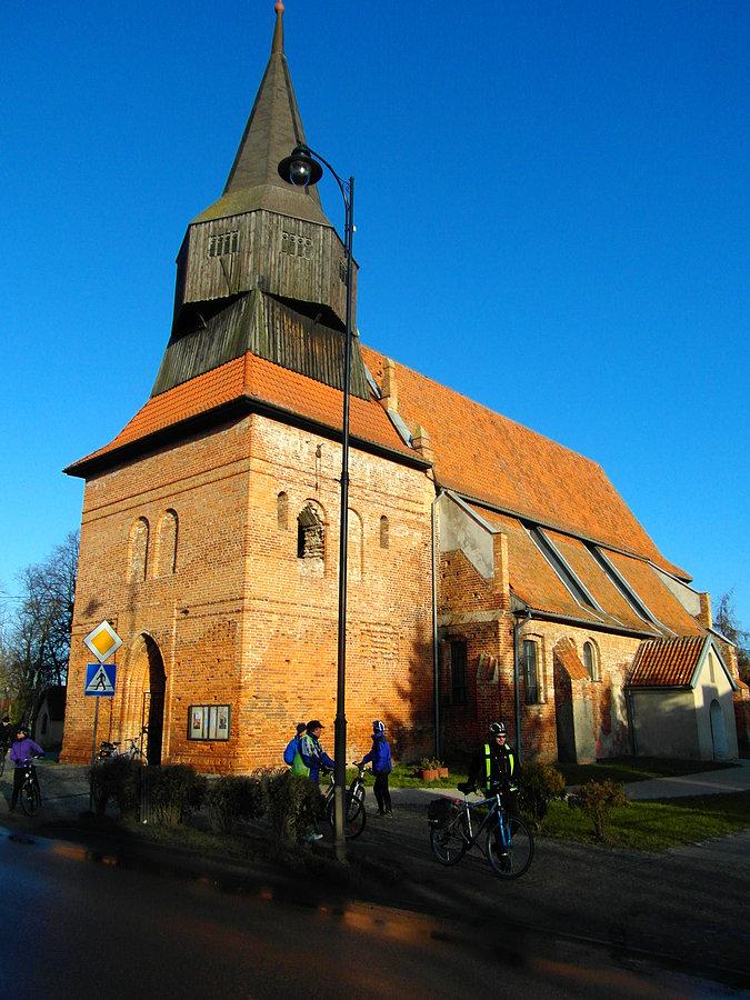 Parafia p.w. Świętych Aniołów Stróżów w Cedrach Wielkich