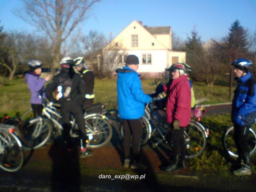 04-01-2014. Krótka przerwa na herbatkę przy krzyżówce drogowej w Gemlicach