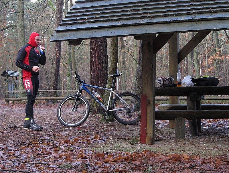 Przerwa na posiłek regeneracyjny w połowie drogi Nekla - Czerniejewo