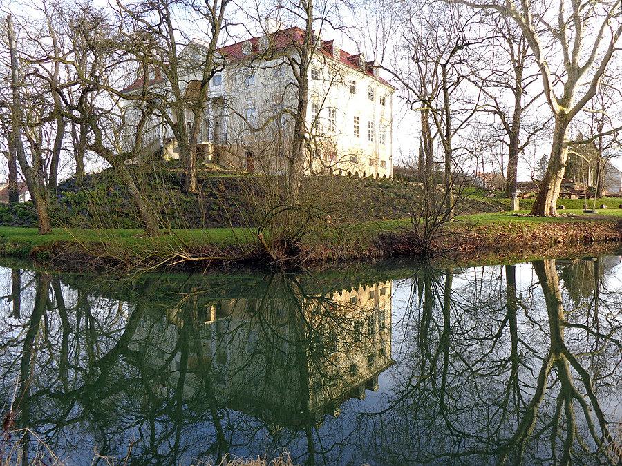 Pałac Aleksandrów