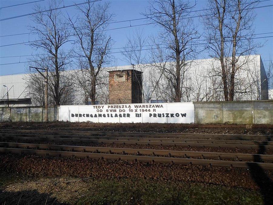 Obóz przejściowy Dulag 121 Pruszków