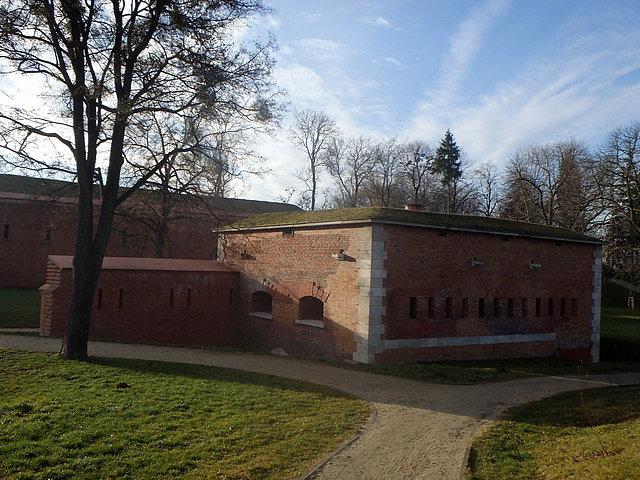 Elementy fortyfikacji twierdzy Zamość bastionu nr VII