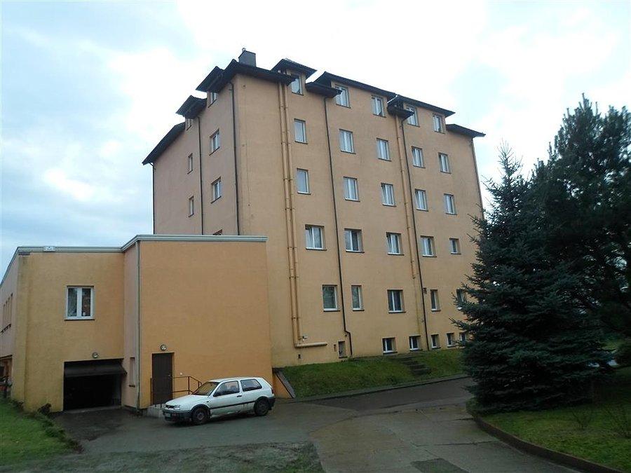Hotel od zaplecza