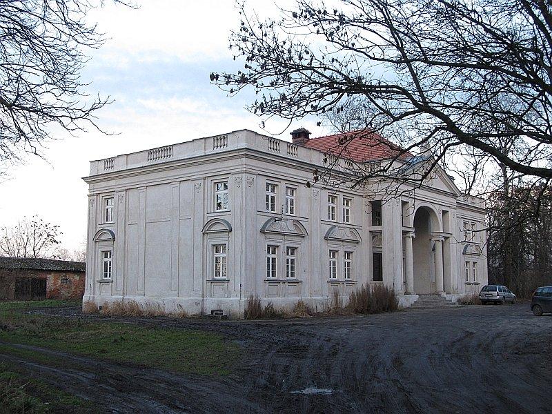 Pałac w Węgierskich