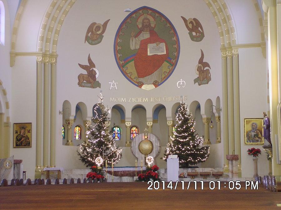 Widok na prezbiterium kościoła pod wezwaniem świętego Pawła w Nowym Bytomiu - niestety brak już balasek, ambony i ołtarza wielkiego