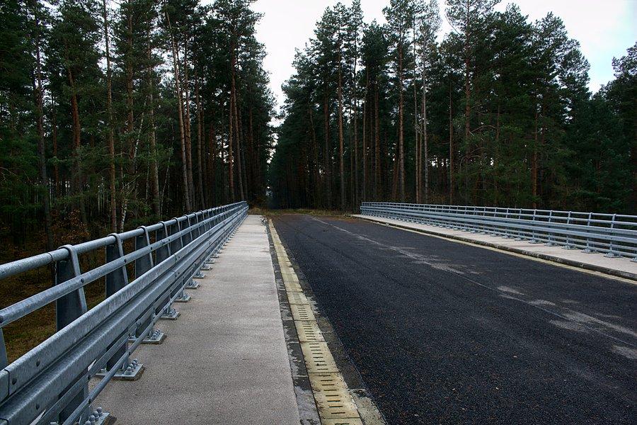 Wiadukt nad drogą 142 w okolicach Sowna