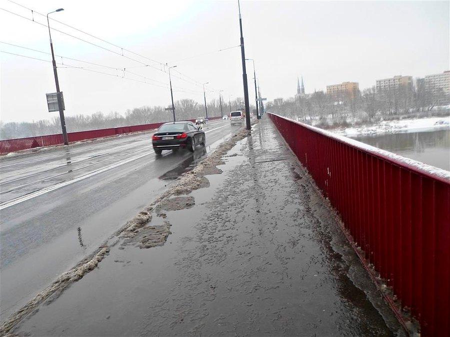 Most Śląsko - Dabrowski przejechać niełatwo