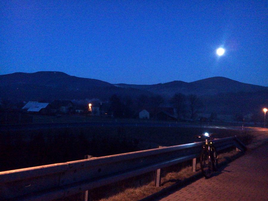 Nawsie, Kozubowa i Ostry