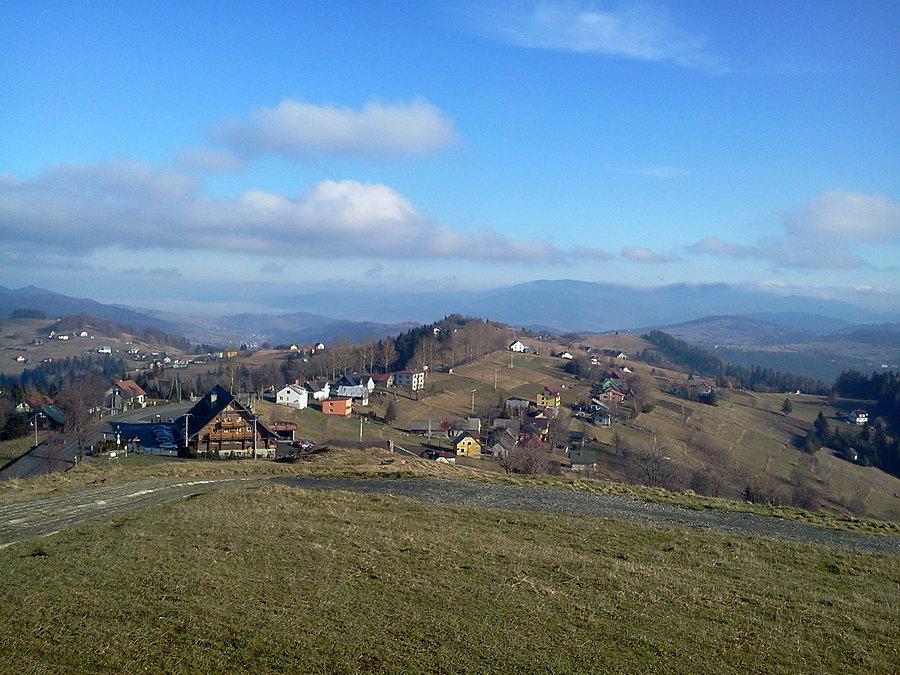 Widok z Ochodzitej na Koczy Zamek