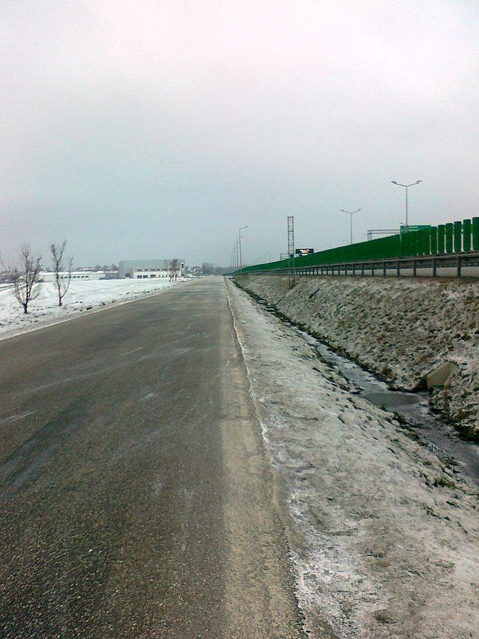 Czysta droga przy S8