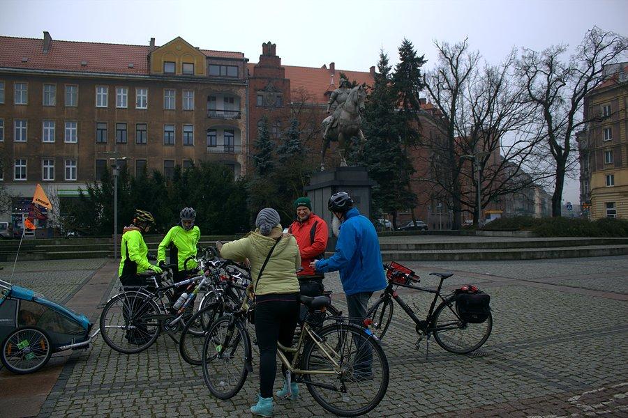 Spotkanie na Placu Lotników inaczej Placem Rowerzystów zwanym