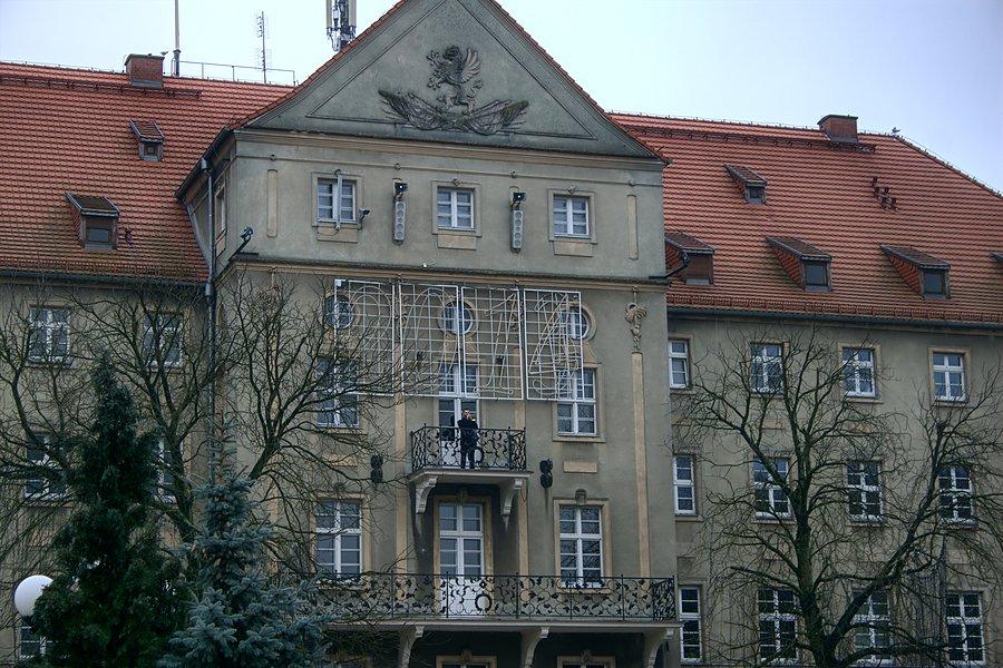 Trębacz gra hejnał Szczecina
