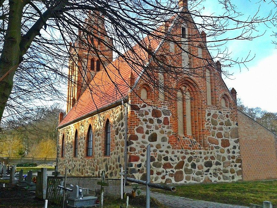 Parafia pw. św. Jana Chrzciciela w Żabowie