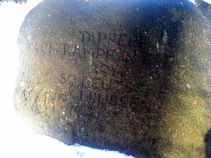 Kąty mogiła ofiar 1914 r. - kamień z napisem