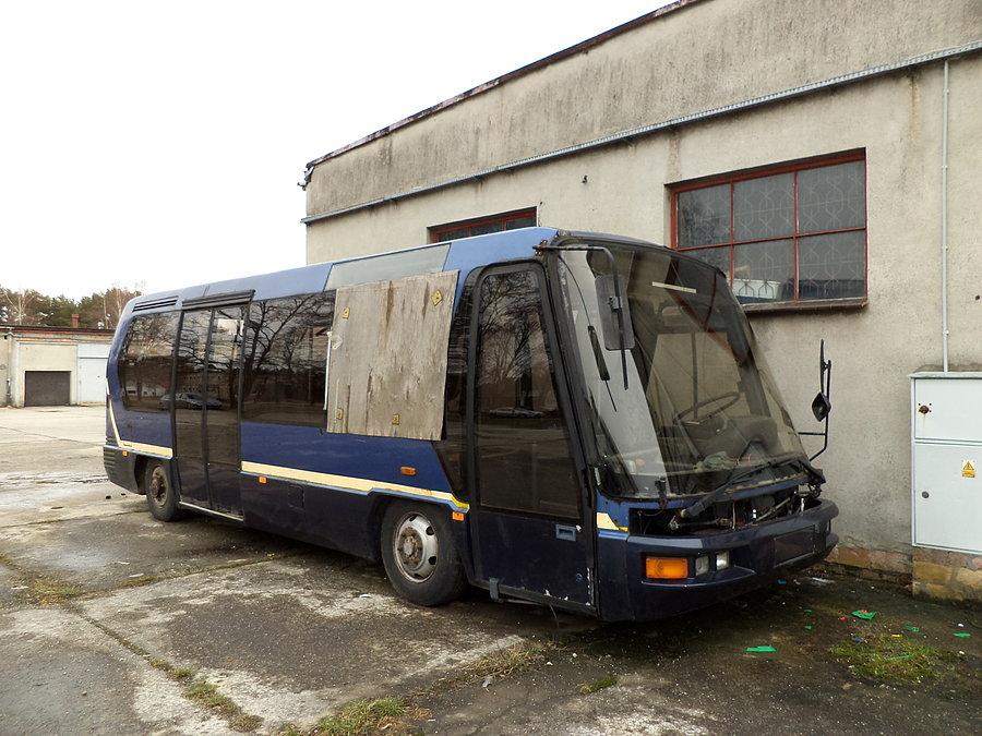 Dość nietypowy, przynajmniej w Polsce, model. DO niedawna robił za naukę jazdy