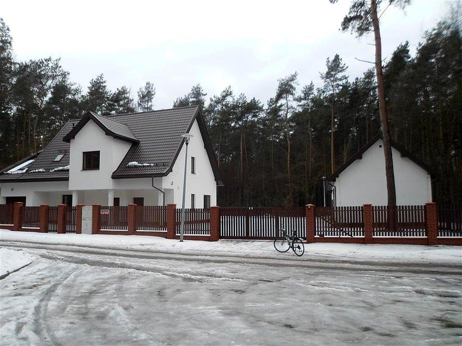 Leśniczówka z zewnątrz gotowa