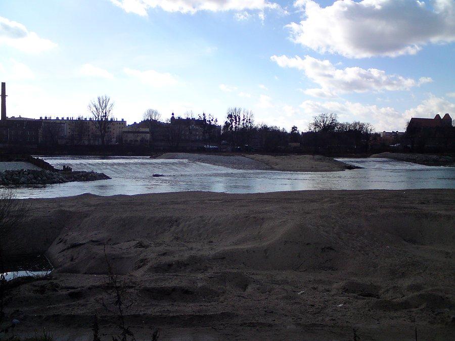 Odra w Brzegu