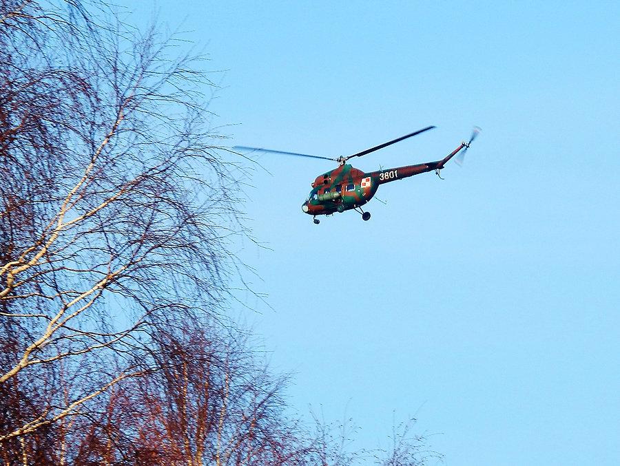 W drodze powrotnej. Udało mi się zrobić zdjęcie helikoptera w akcji