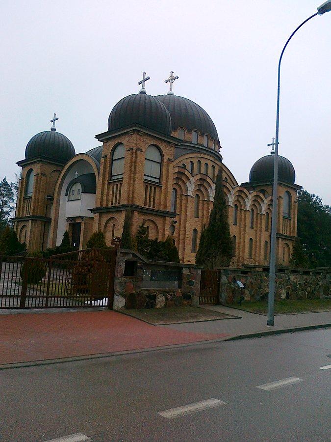 Jedena z nowszych cerkwi