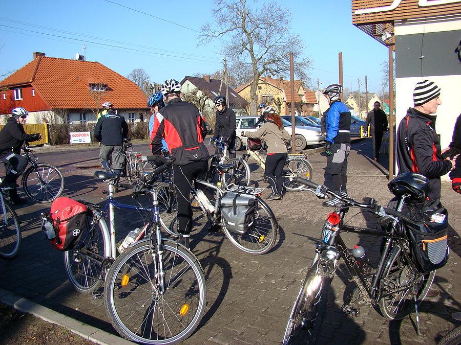 Pierwsza wycieczka w lutym , do Trzebieży pierwszy postój