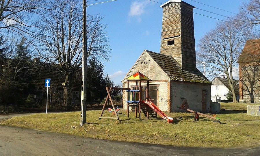 Remiza OSP w Dąbrowicy