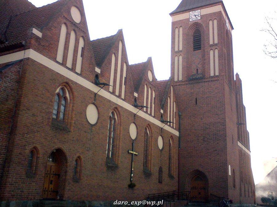 22-02-2014. Widok ogólny boczny na Kościół P.W. Św. M.Magdaleny w Czersku. Sobotnie 200km