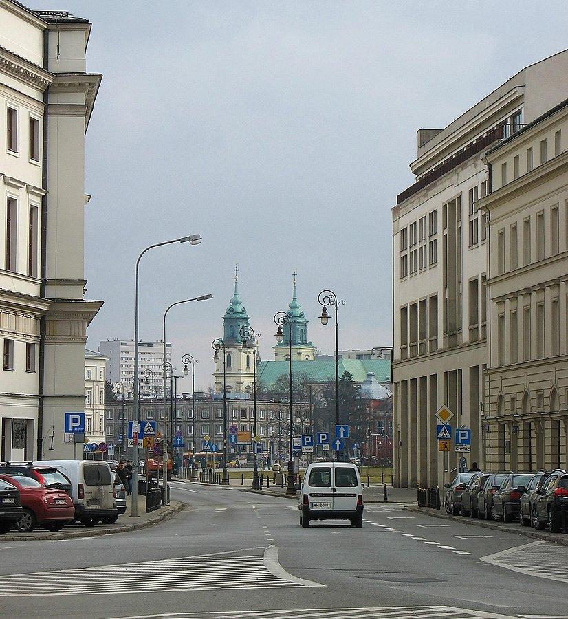 Wierzbową na plac Piłsudskiego