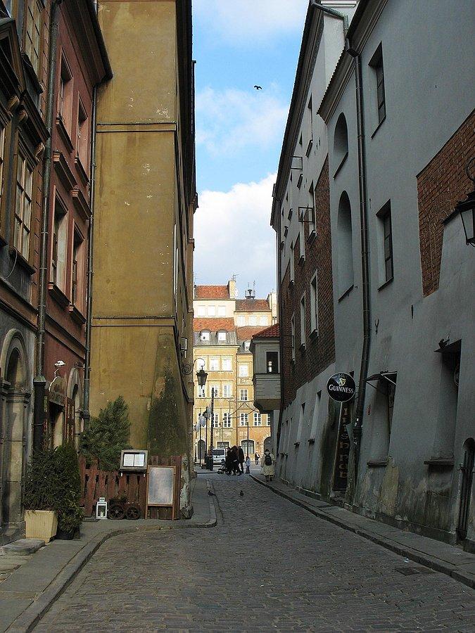 Ulica Wąski Dunaj