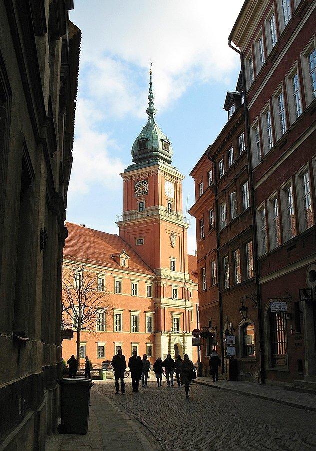 Świętojańską na Plac Zamkowy