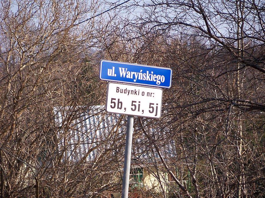 Dwuczęściowa ulica waryńskiego