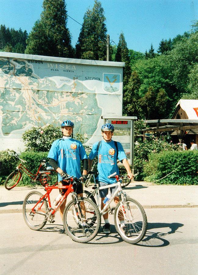 14 maja 2000. Wisła. W koszulkach jakiegoś Rajdy Rodzinnego :)