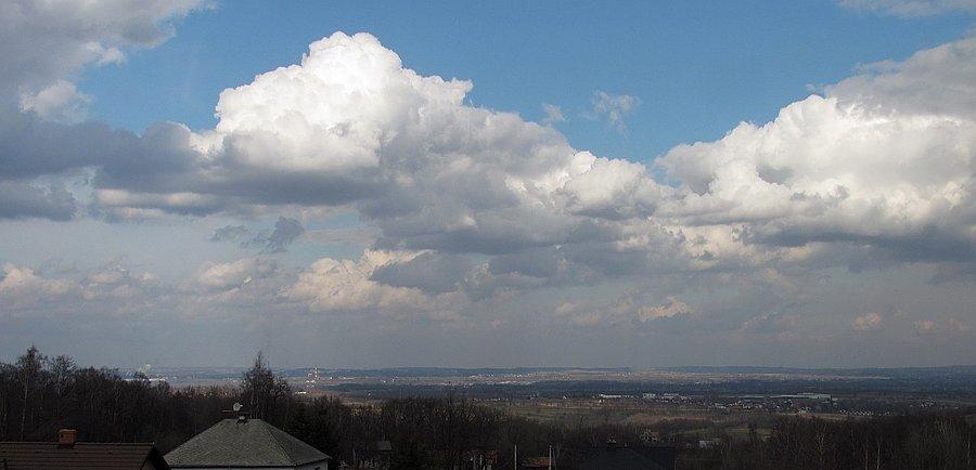 Gdzieś na dole, nad dachami, Kraków