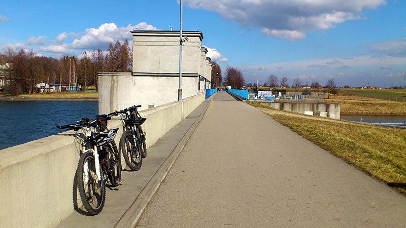 Zapora na jeź.Goczałkowickim