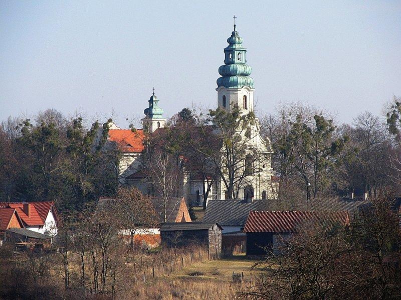 Santuarium Maryjne w Dąbrówce Kościelnej