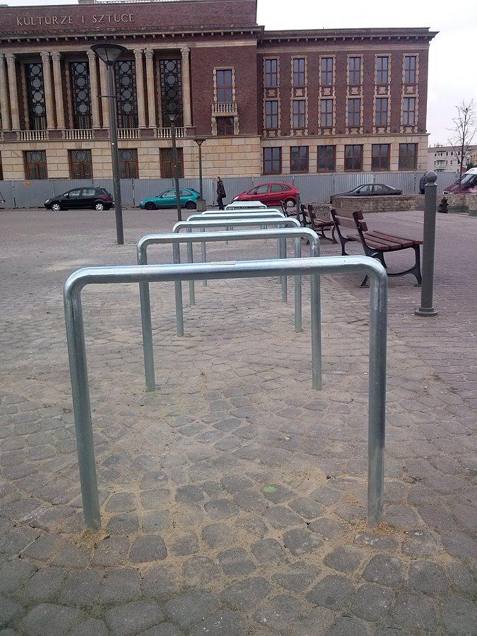 Stojaki ukształtne :-)