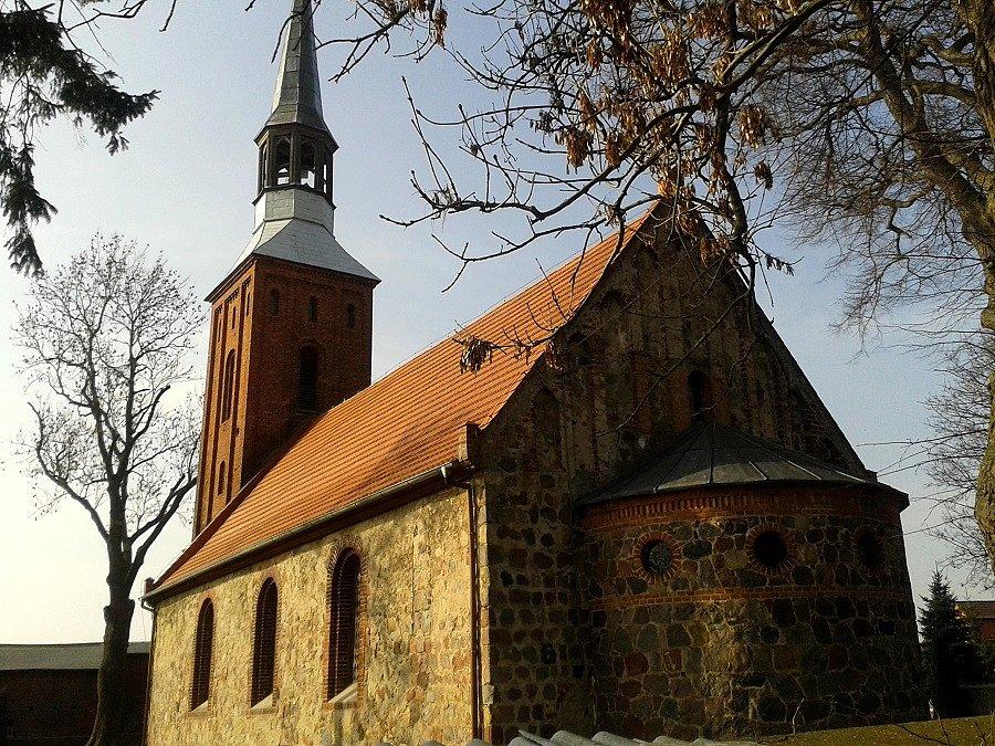 Kościół pw. Wniebowzięcia NMP - Babin