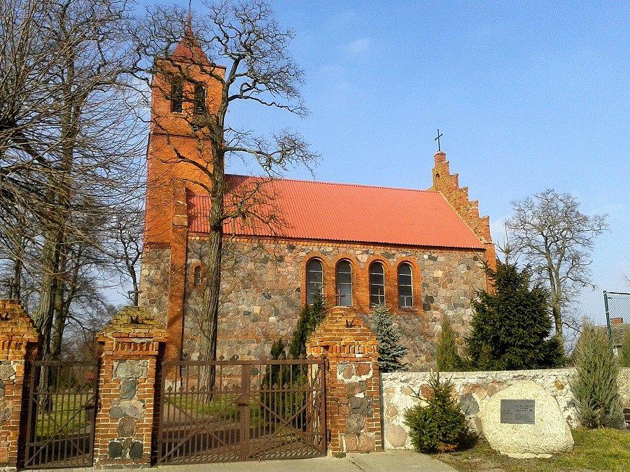 Kościół filialny p.w. Najświętszej Marii Panny Matki Kościoła w Chabowie