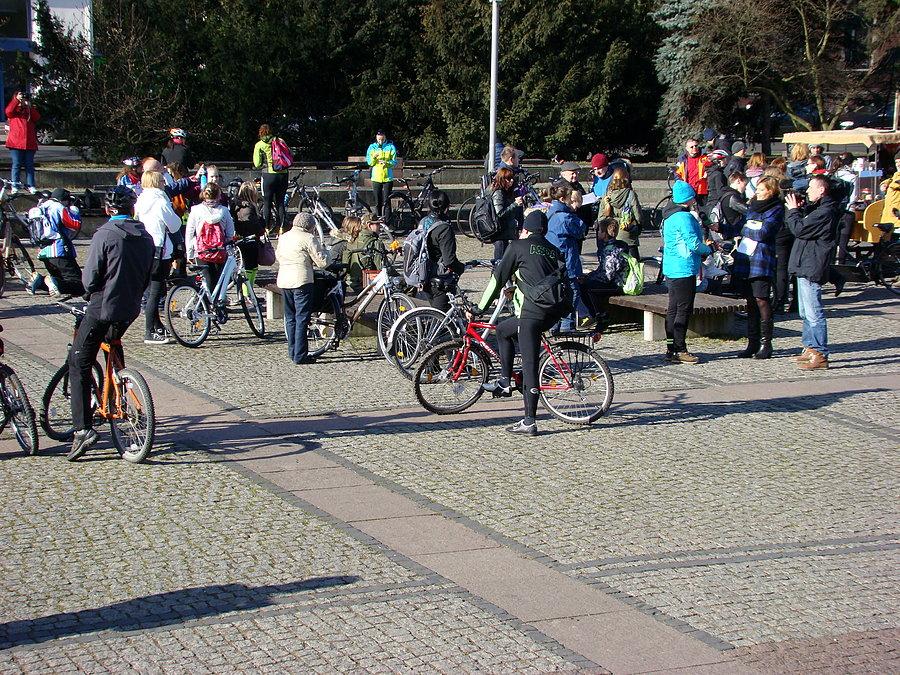 Rowerowy Dzień Kobiet Szczecin 2014 - miejsce zbiórki . 1