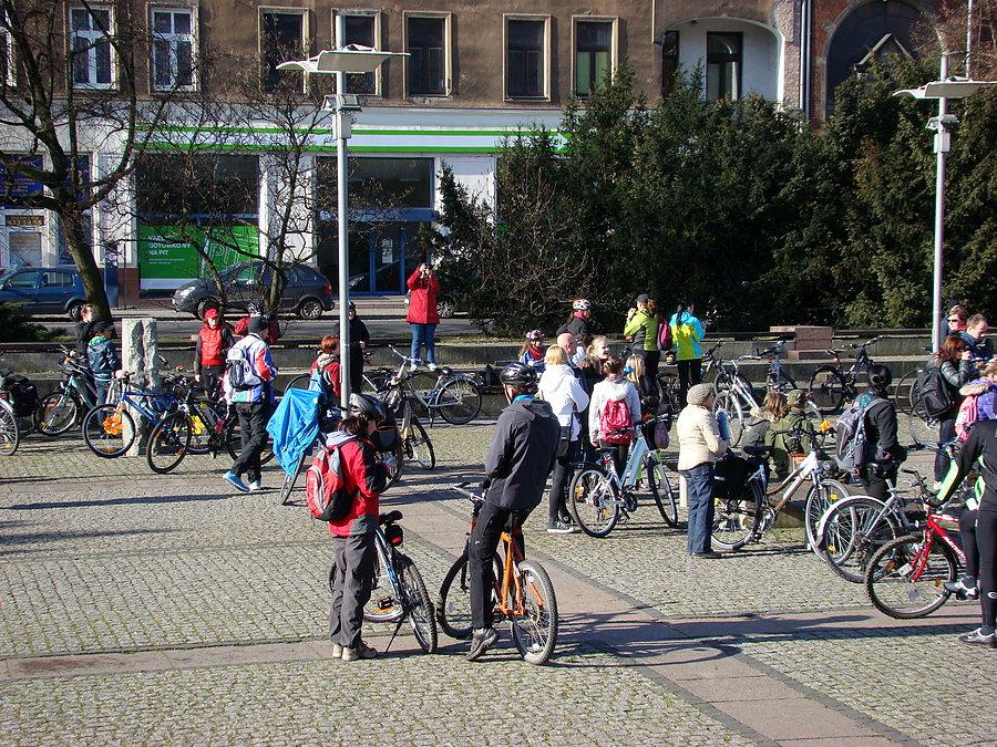 Rowerowy Dzień Kobiet Szczecin 2014 - miejsce zbiórki . 2