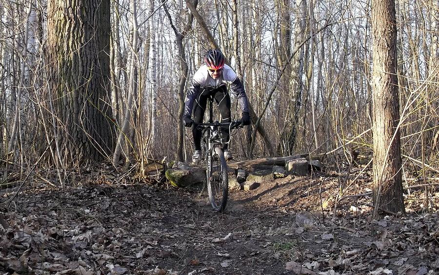 Esencja MTB w Lasku Marcelińskim :)
