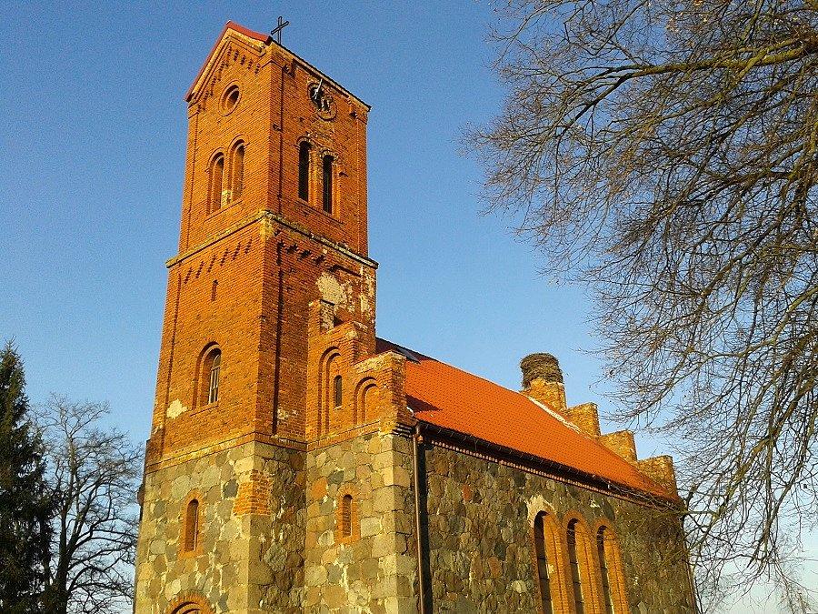 Kościół Najświętszego Serca Pana Jezusa w Żarowie