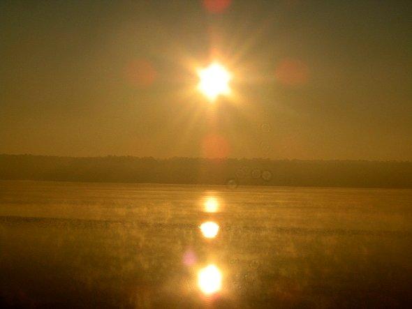 Wschód Słońca nad Zalewem