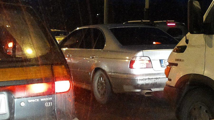 O dziwo za kierownicą nie było nastoletniego łebka :)