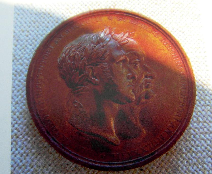 Medal z brązu wybity w 1828 roku w Petersburgu, upamiętniający 250 lat Uniwersytetu w Wilnie