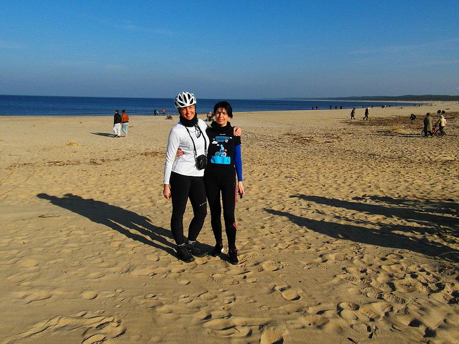 Mirka i ja na plaży w Mikoszewie