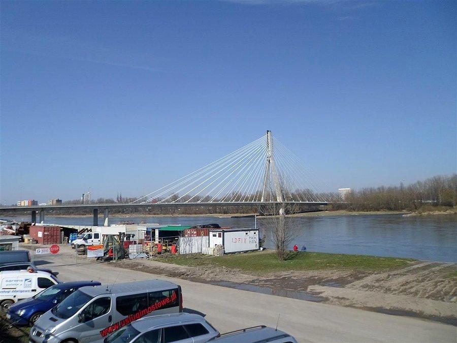 Przejazdu nad Wisłą nadal brak