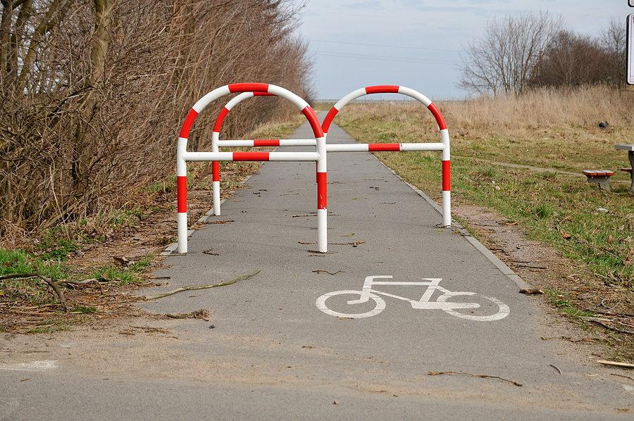Początek ścieżki rowerowej w Żelisławkach