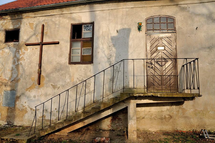 Wejście do kaplicy p.w. Trójcy Św