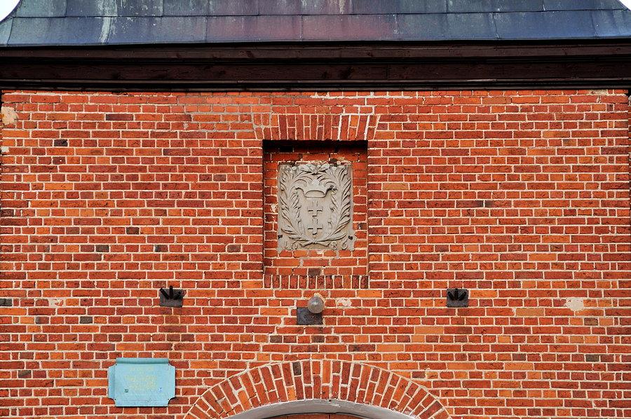 Herb Gdańska na kościele