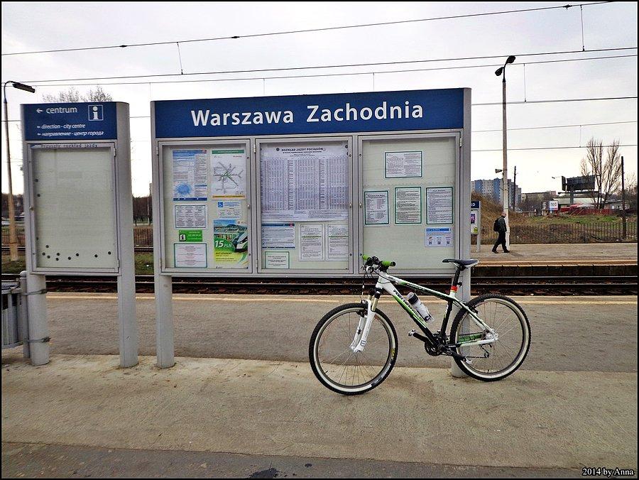 Wycieczkę znów czas zacząć od dworca
